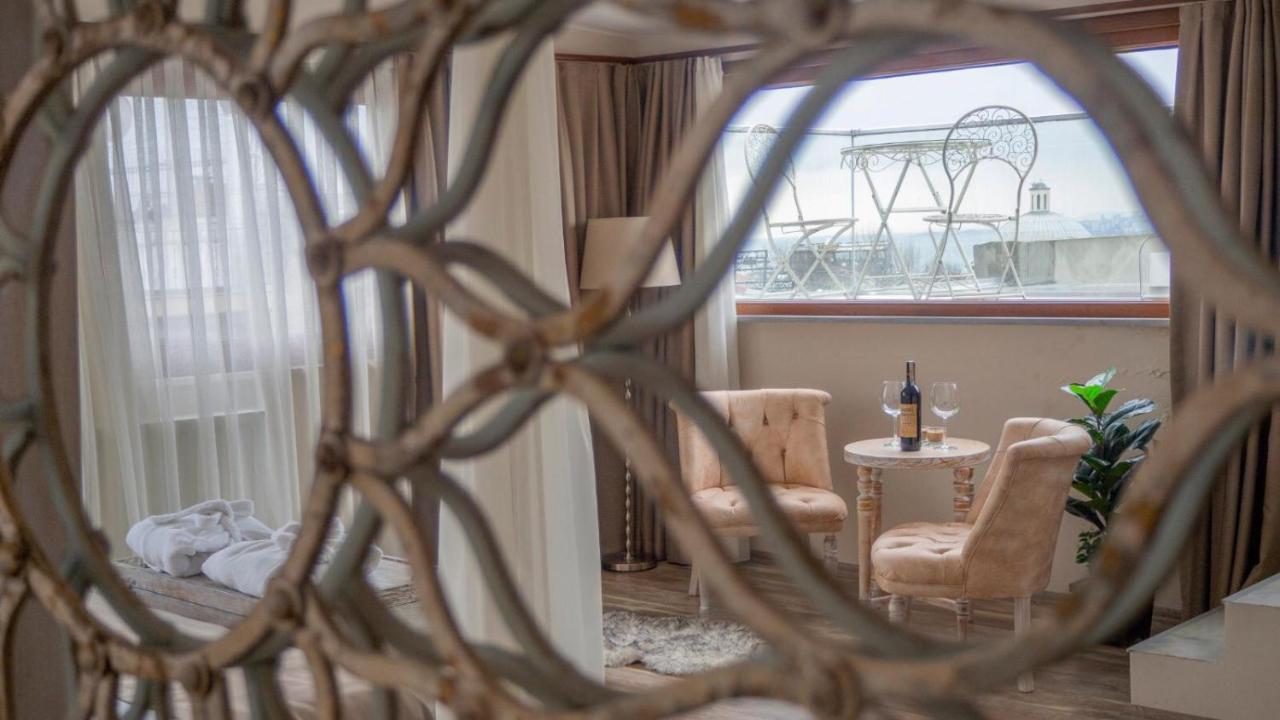Fuego Design Suites Истанбул Екстериор снимка
